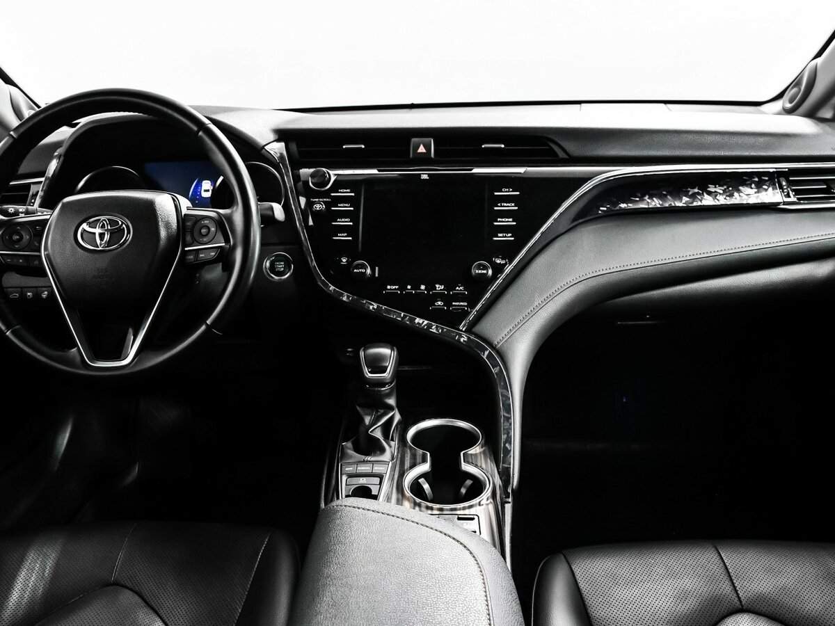 Купить Toyota Camry с пробегом. Фото: #10