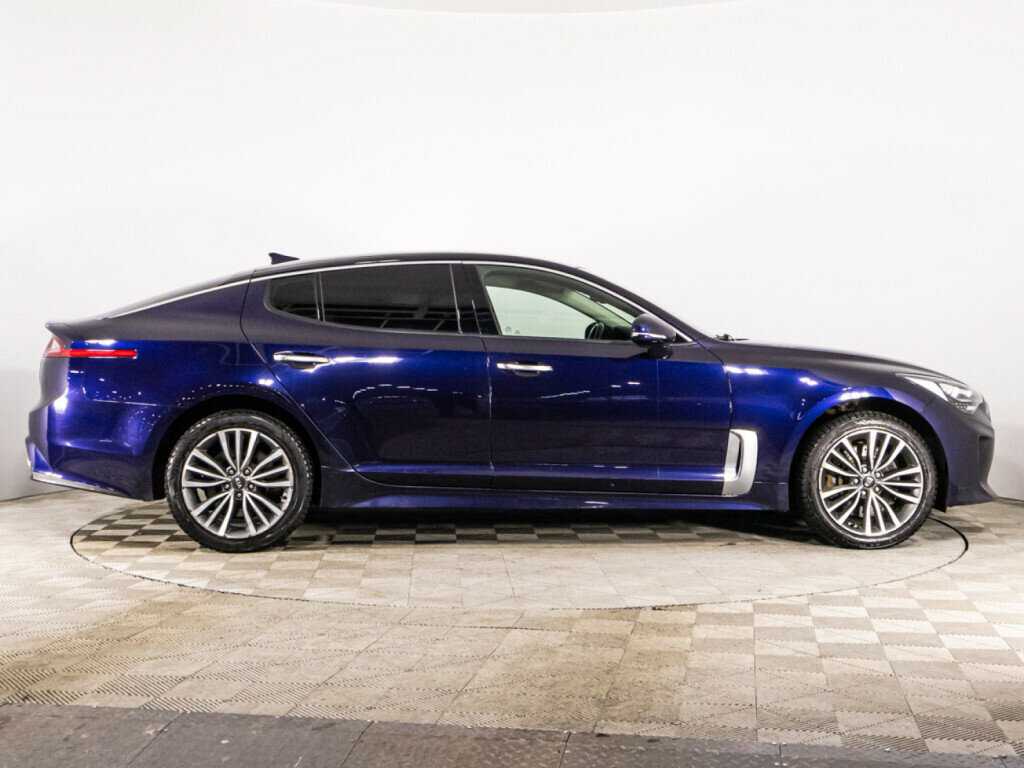 Купить Kia Stinger с пробегом. Фото: #3