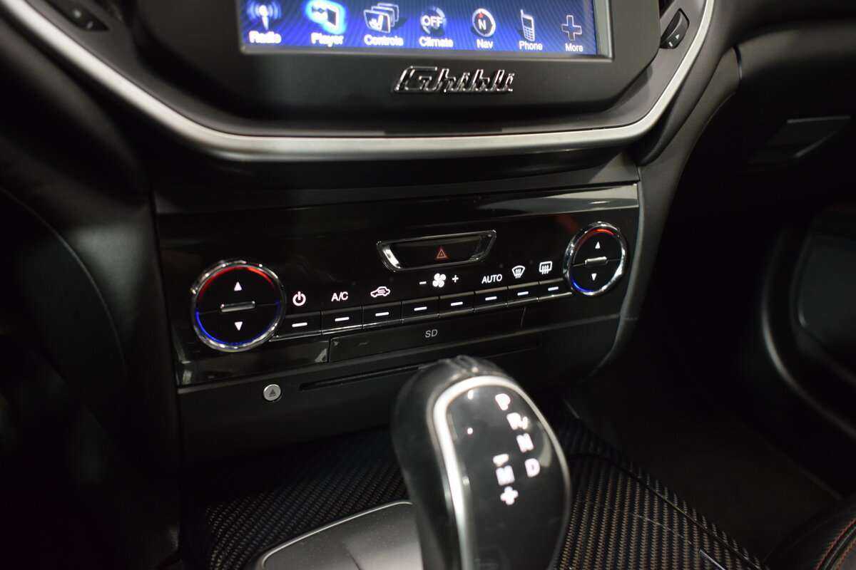 Купить Maserati Ghibli с пробегом. Фото: #23