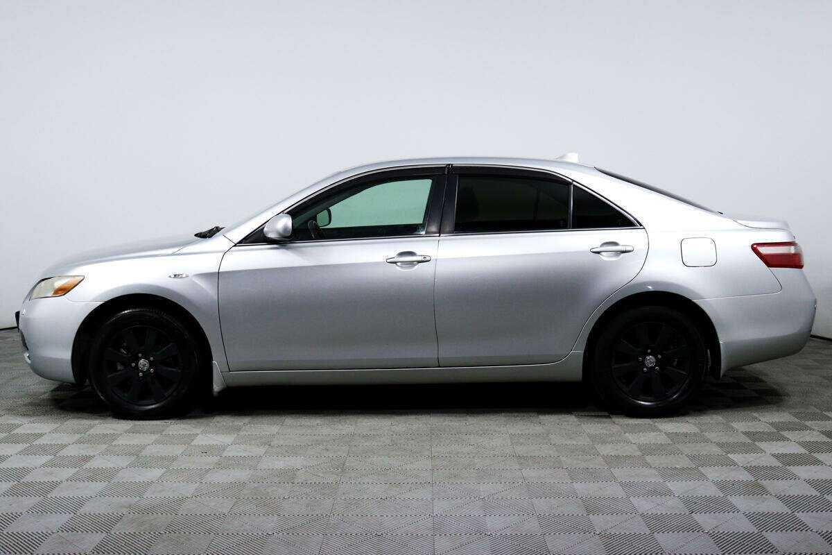 Купить Toyota Camry с пробегом. Фото: #7
