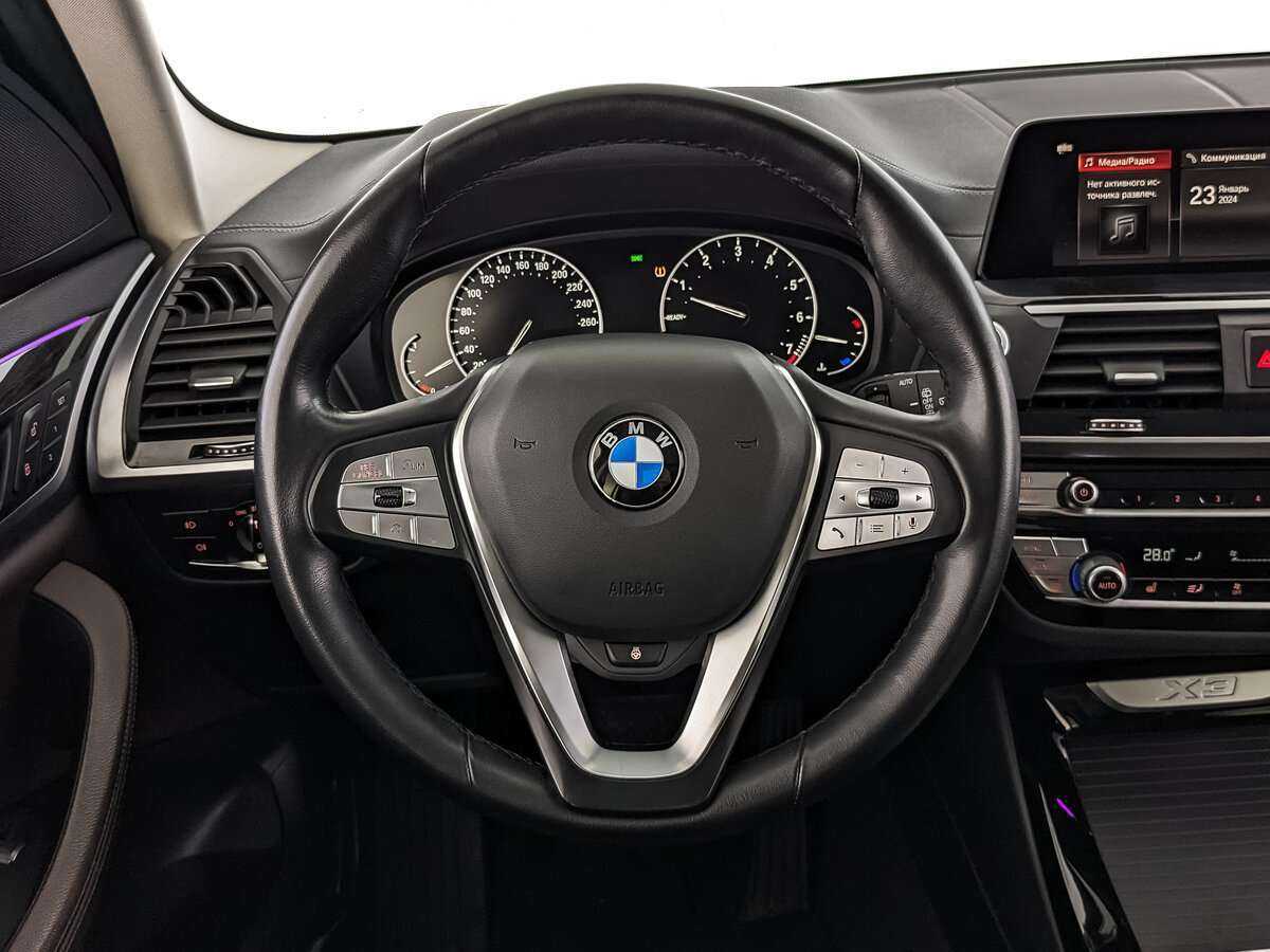 Купить BMW X3 с пробегом. Фото: #16