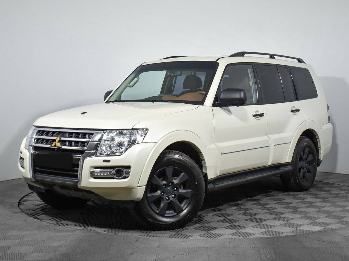 Купить Mitsubishi Pajero с пробегом. Фото: #0