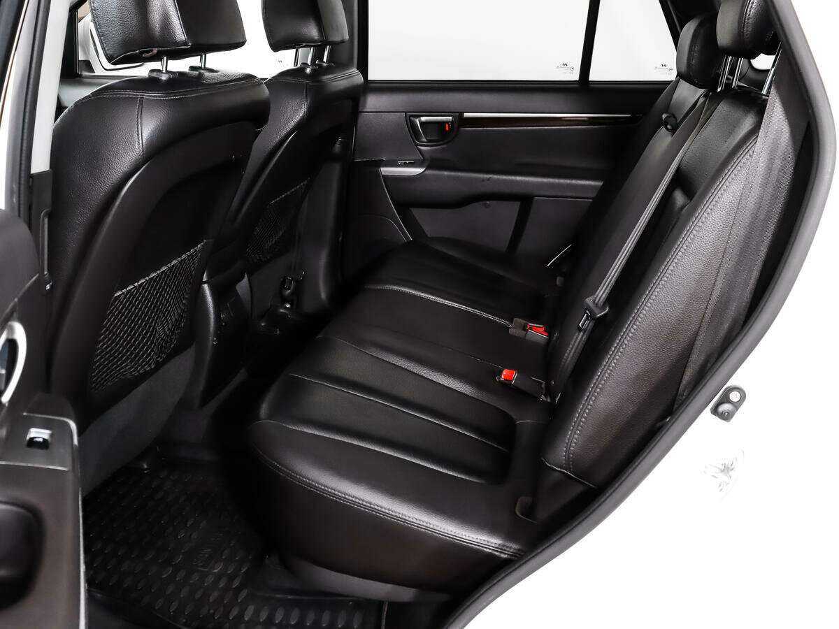 Купить Hyundai Santa Fe с пробегом. Фото: #11