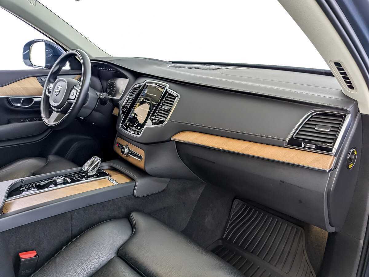 Купить Volvo XC90 с пробегом. Фото: #8
