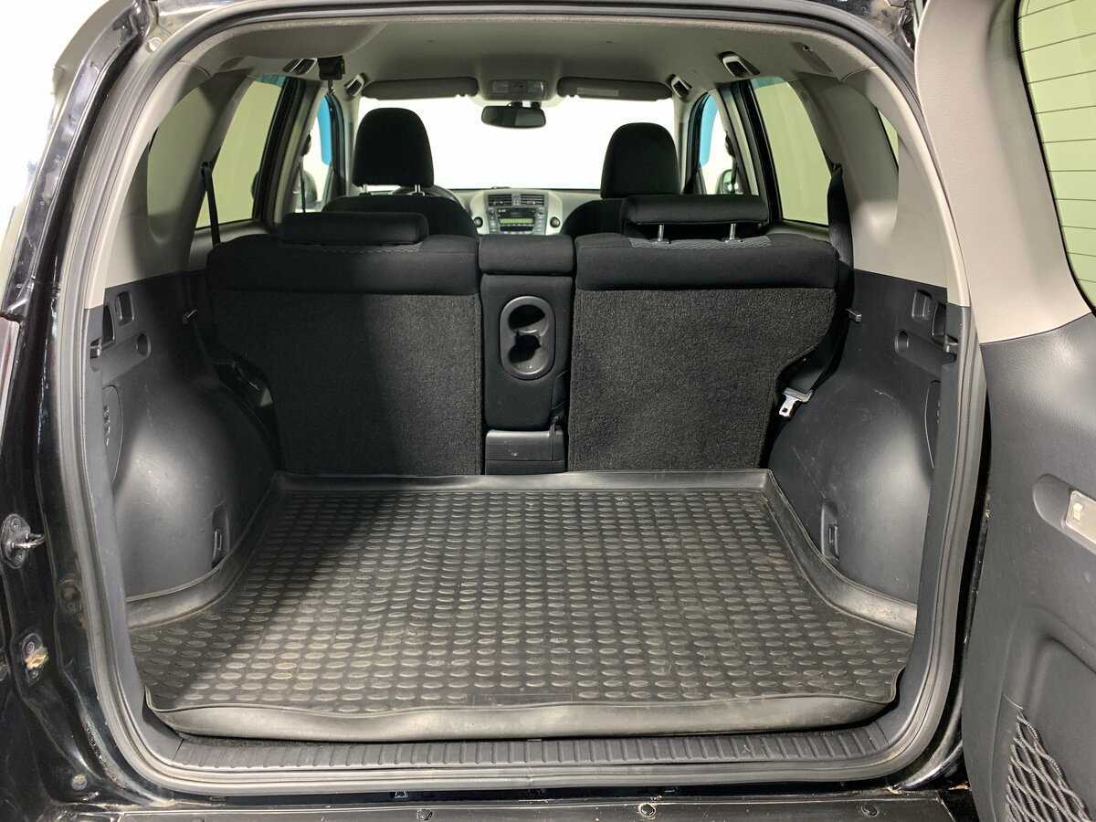 Купить Toyota RAV4 с пробегом. Фото: #19
