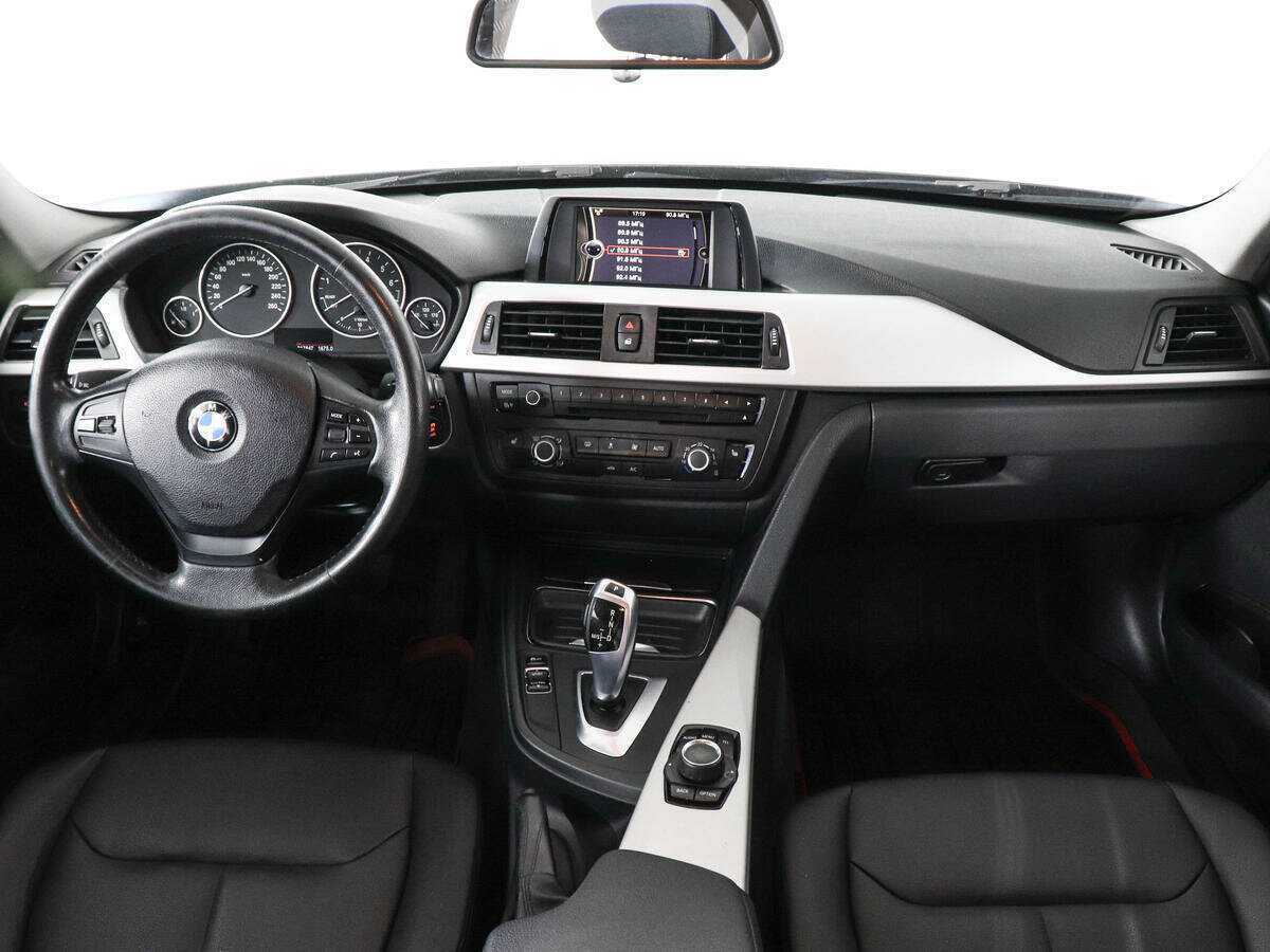 Купить BMW 3 серии с пробегом. Фото: #10