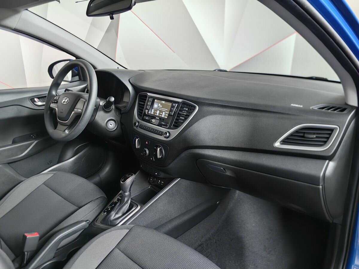 Купить Hyundai Solaris с пробегом. Фото: #8