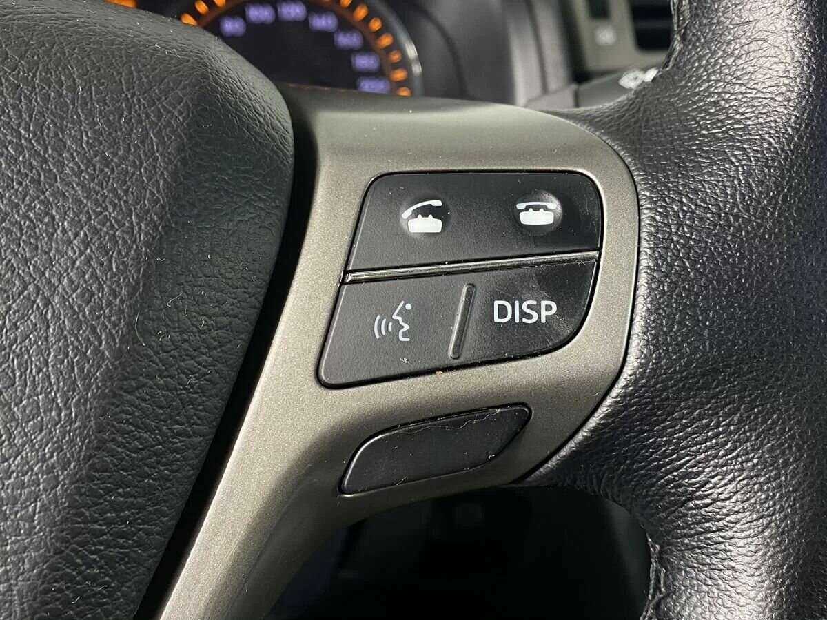 Купить Toyota Avensis с пробегом. Фото: #10