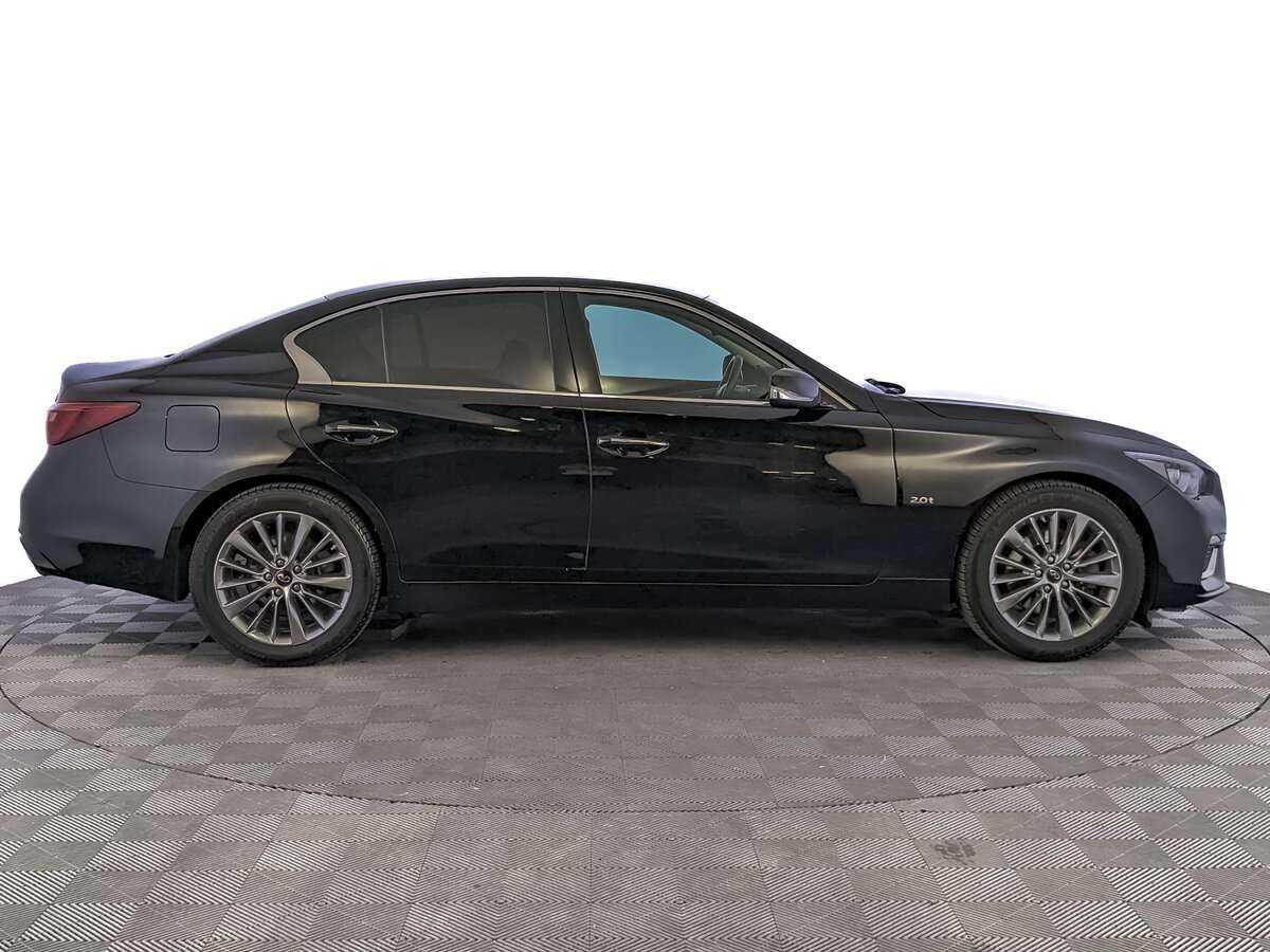 Купить Infiniti Q50 с пробегом. Фото: #3