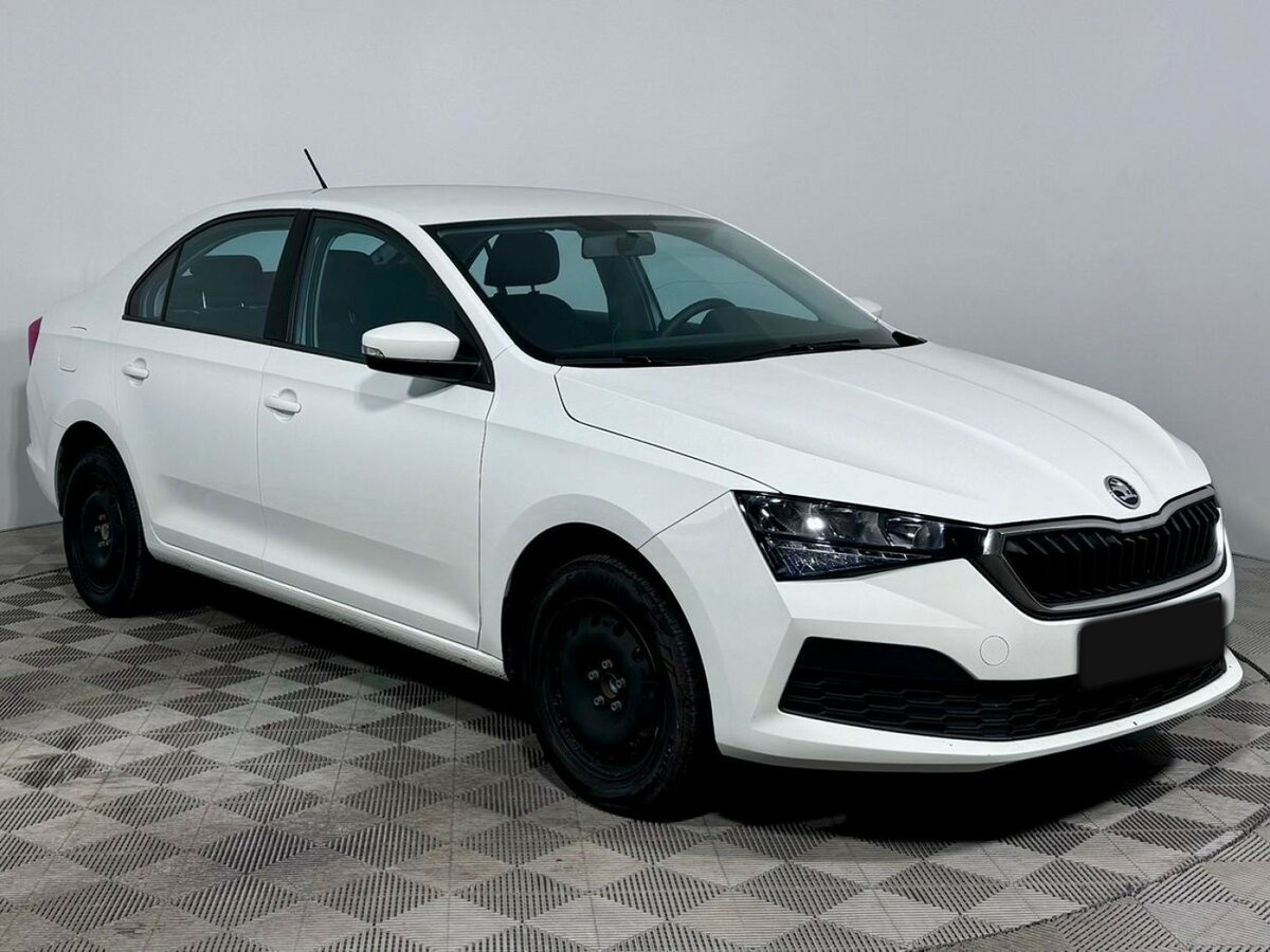 Купить Skoda Rapid с пробегом. Фото: #3