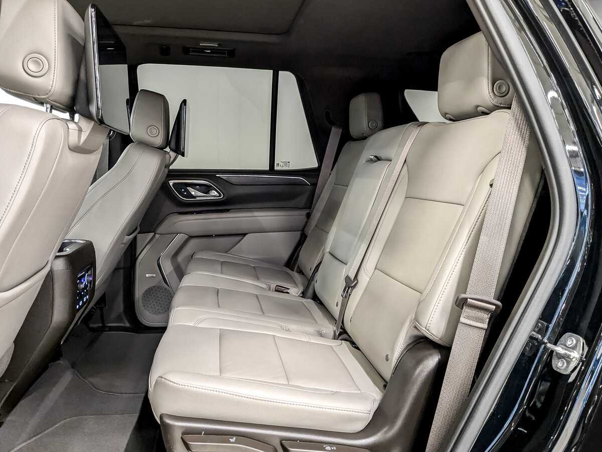 Купить Chevrolet Tahoe с пробегом. Фото: #11