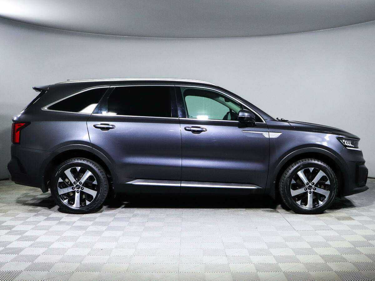 Купить Kia Sorento с пробегом. Фото: #3