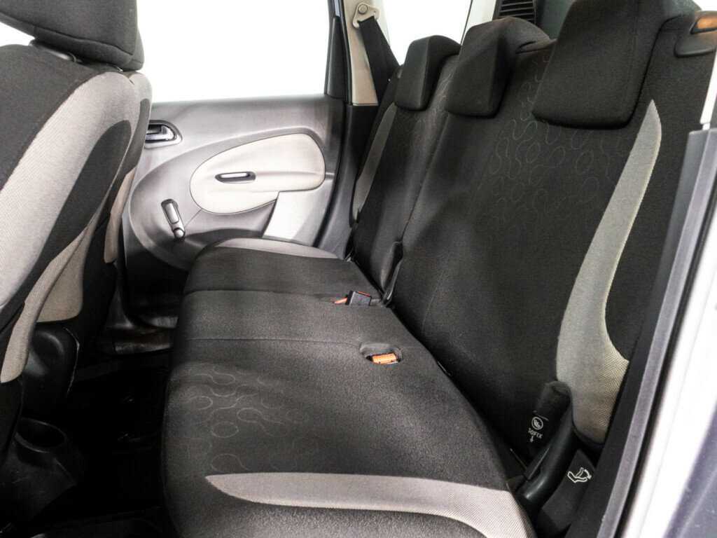 Купить Citroen C3 Picasso с пробегом. Фото: #9