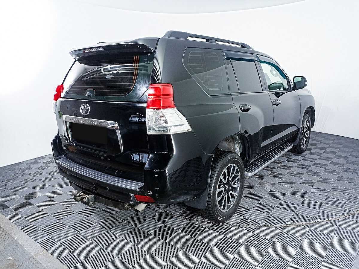 Купить Toyota Land Cruiser Prado с пробегом. Фото: #4