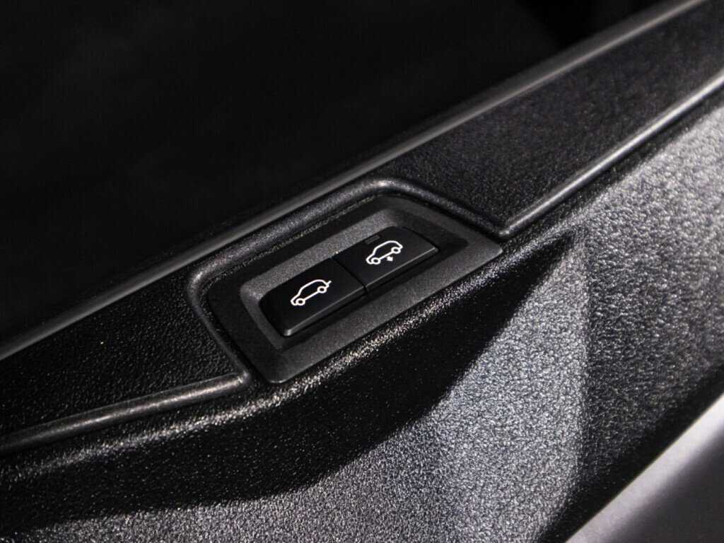 Купить BMW X7 с пробегом. Фото: #14