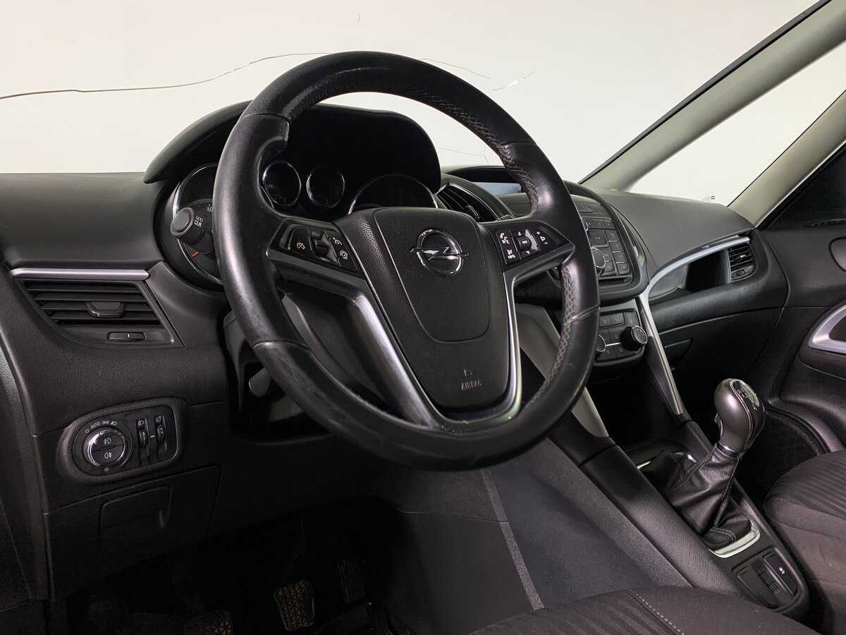 Купить Opel Zafira с пробегом. Фото: #11