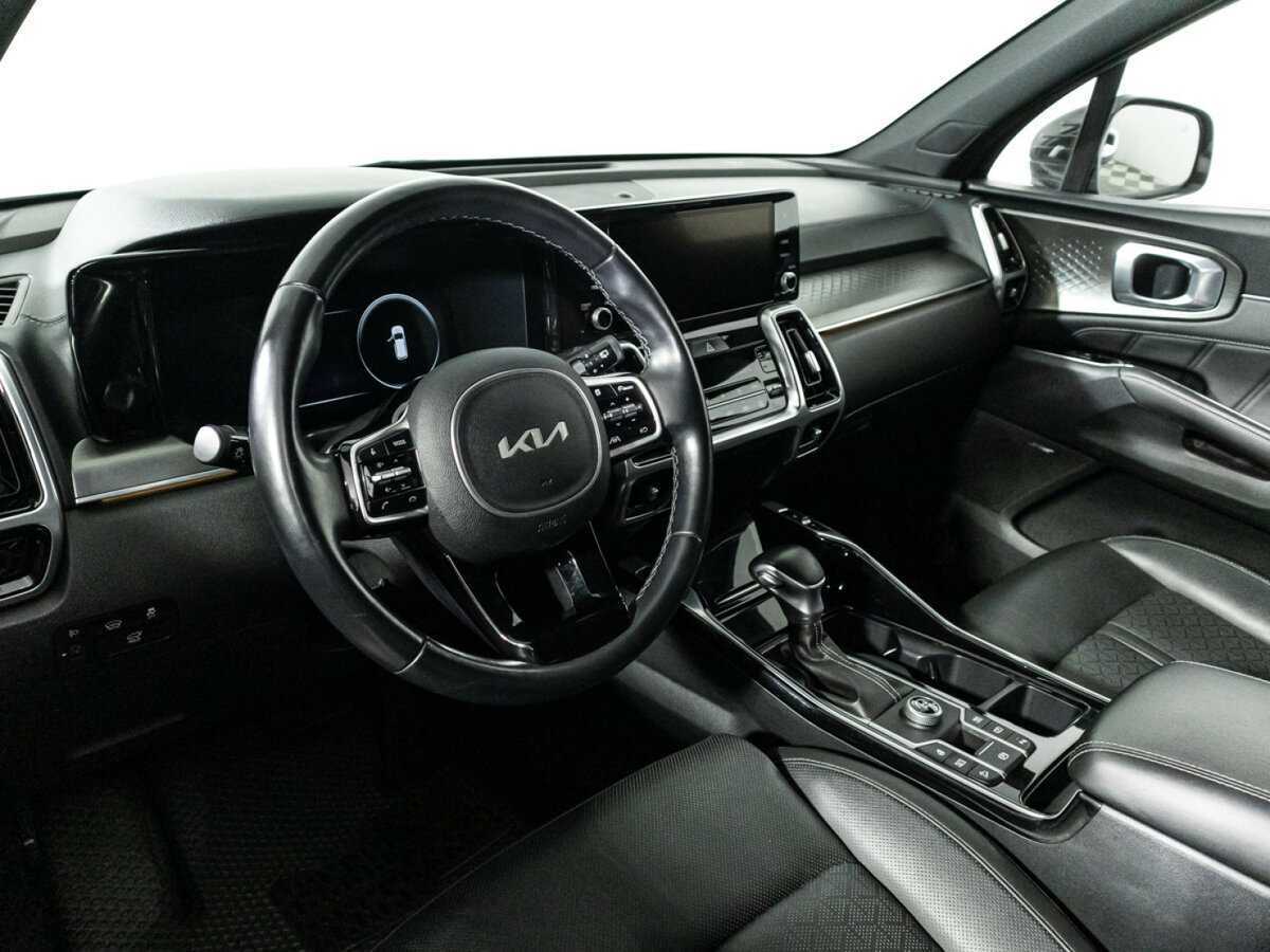 Купить Kia Sorento с пробегом. Фото: #10