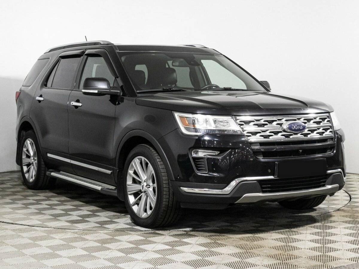 Купить Ford Explorer с пробегом. Фото: #2
