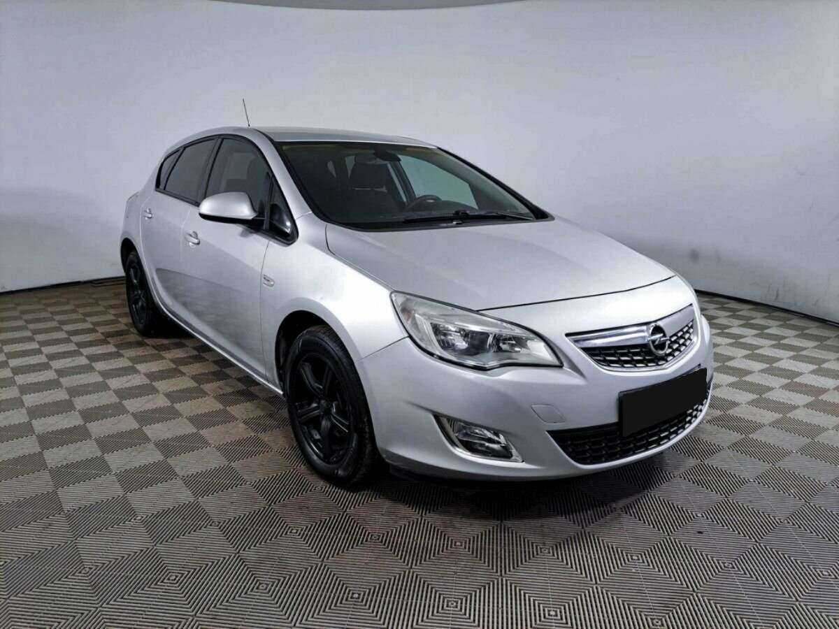 Купить Opel Astra с пробегом. Фото: #2