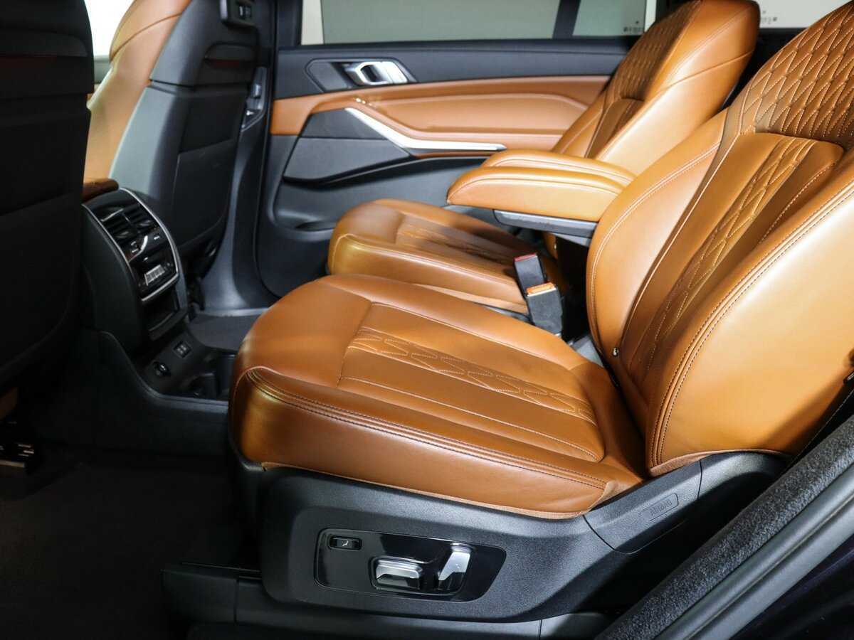 Купить BMW X7 с пробегом. Фото: #9