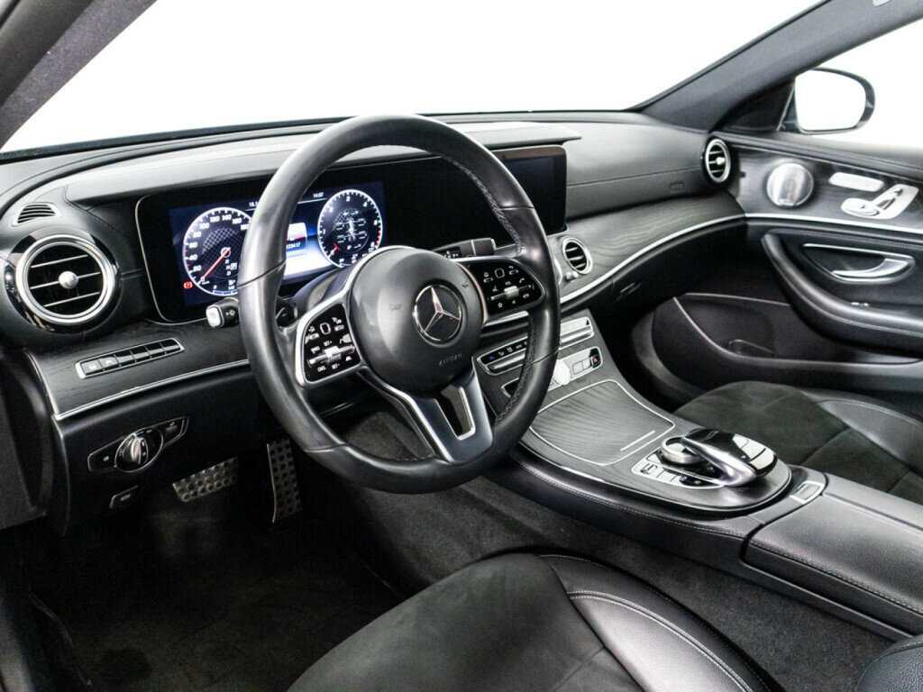 Купить Mercedes-Benz E-Класс с пробегом. Фото: #10