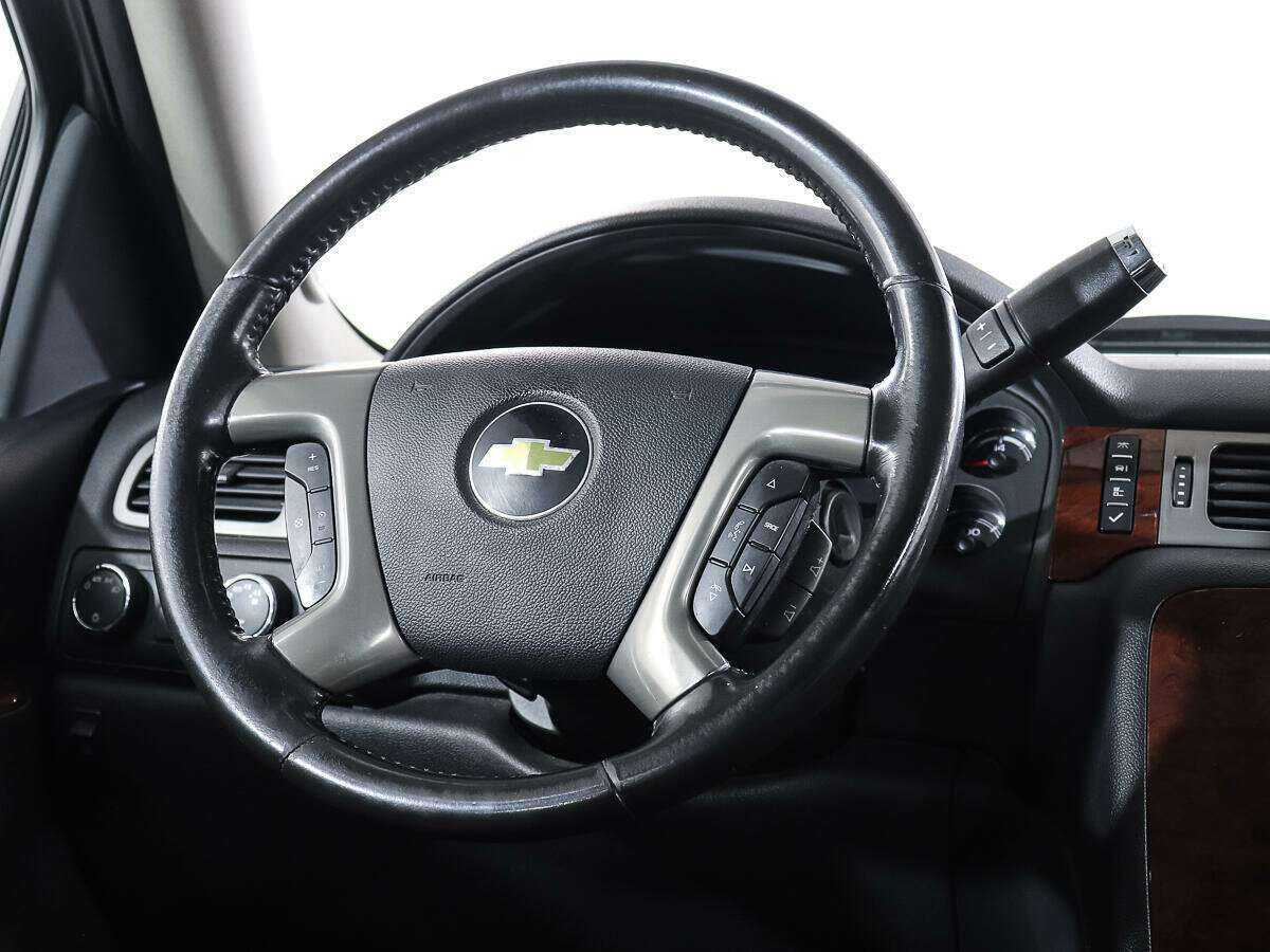 Купить Chevrolet Tahoe с пробегом. Фото: #12