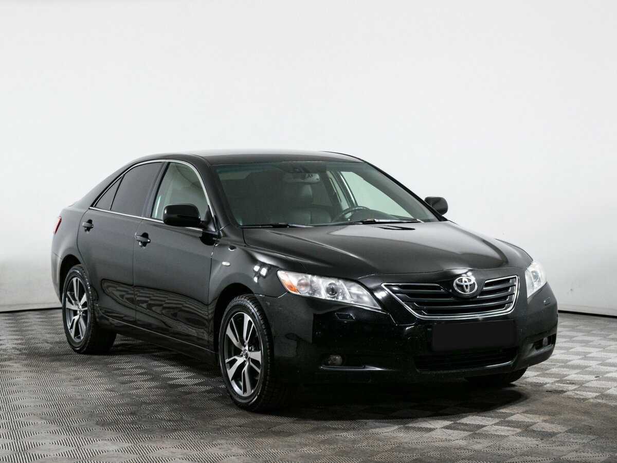 Купить Toyota Camry с пробегом. Фото: #2