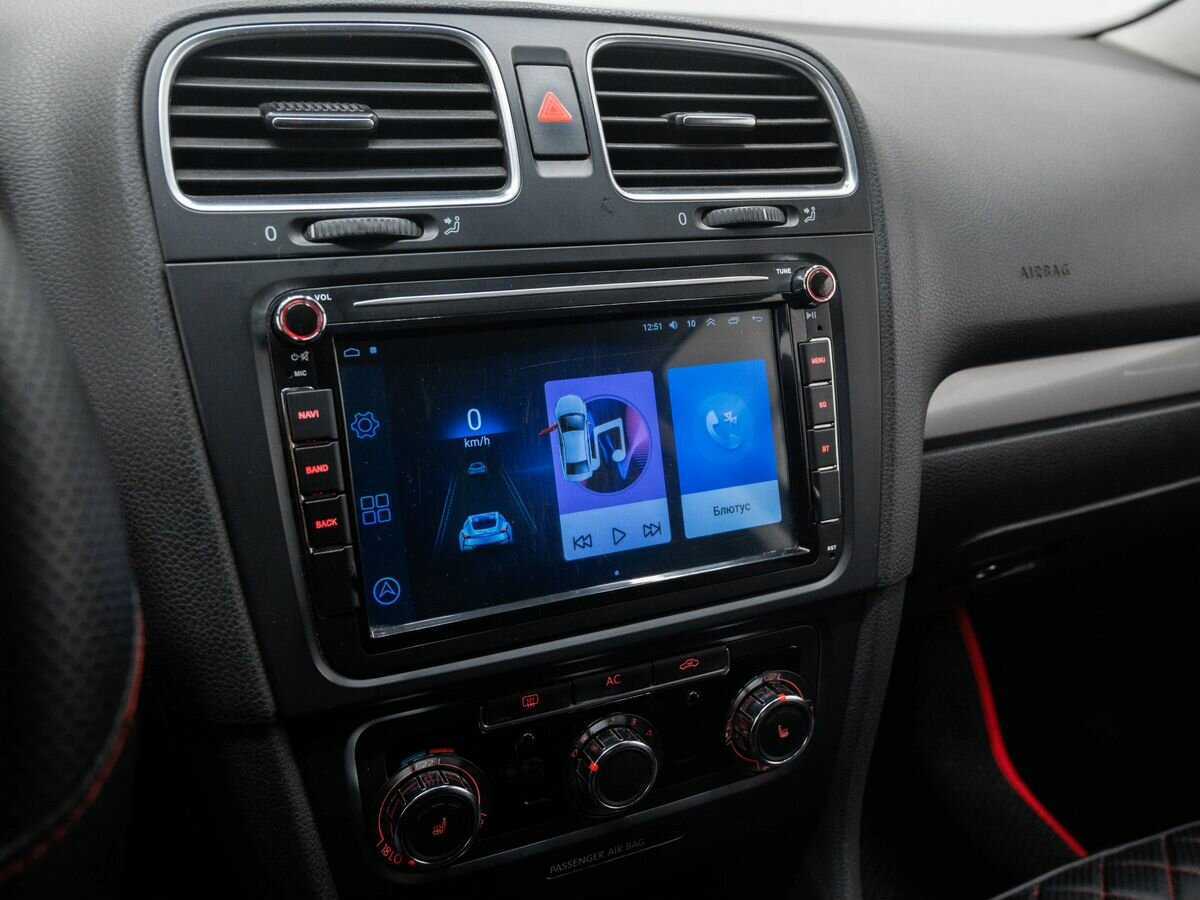 Купить Volkswagen Golf с пробегом. Фото: #18