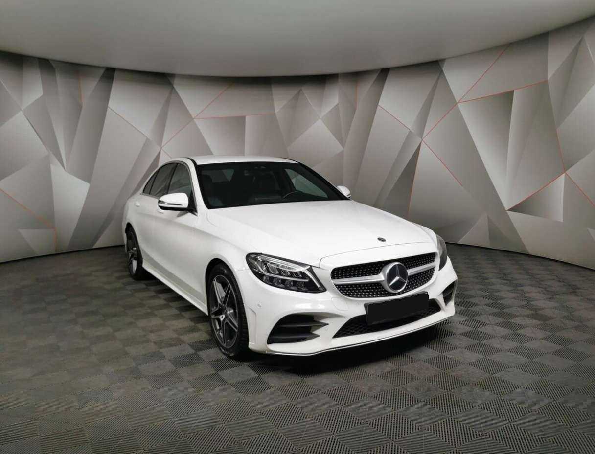 Купить Mercedes-Benz C-Класс с пробегом. Фото: #2