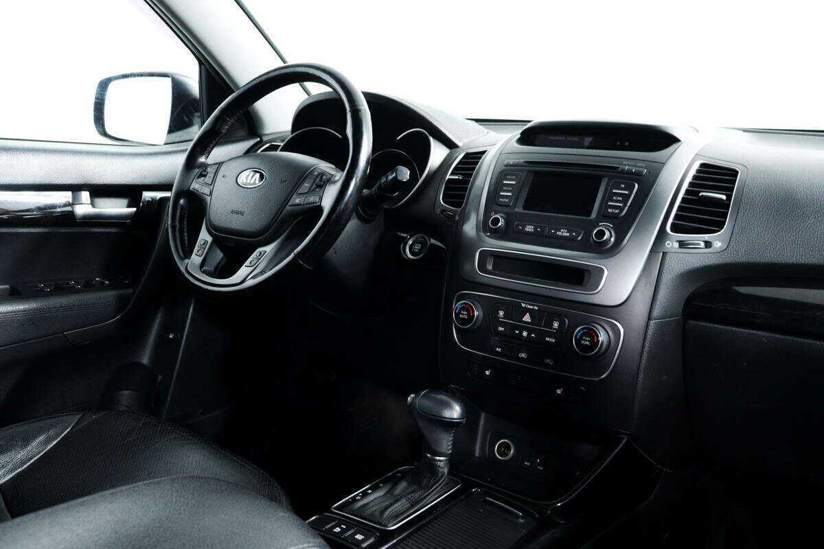 Купить Kia Sorento с пробегом. Фото: #8