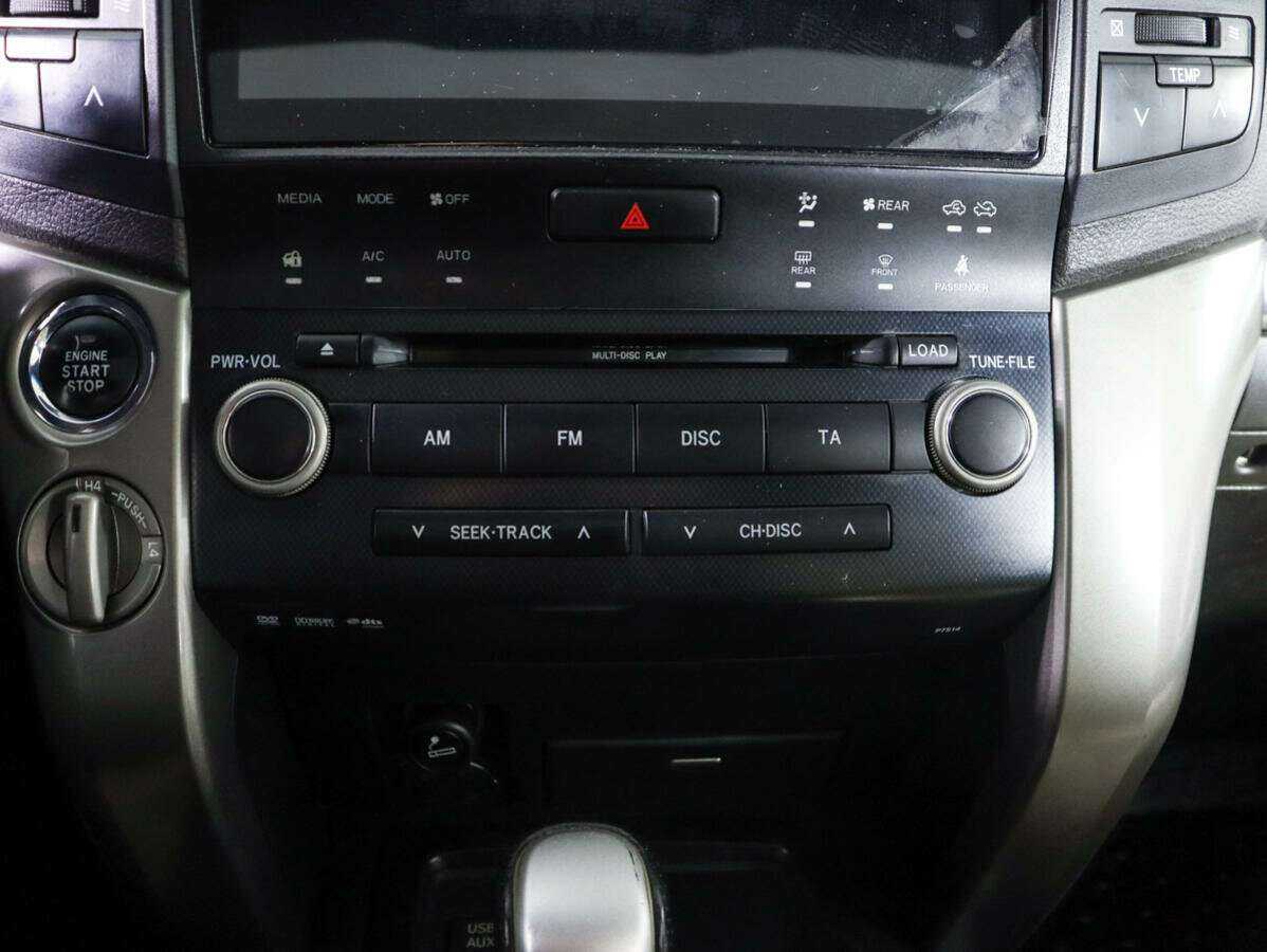 Купить Toyota Land Cruiser с пробегом. Фото: #19
