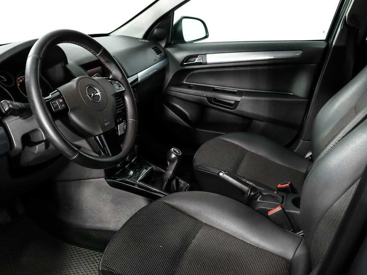 Купить Opel Astra с пробегом. Фото: #8