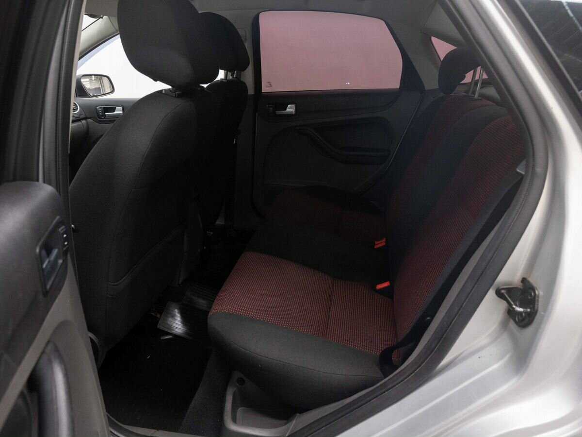 Купить Ford Focus с пробегом. Фото: #9