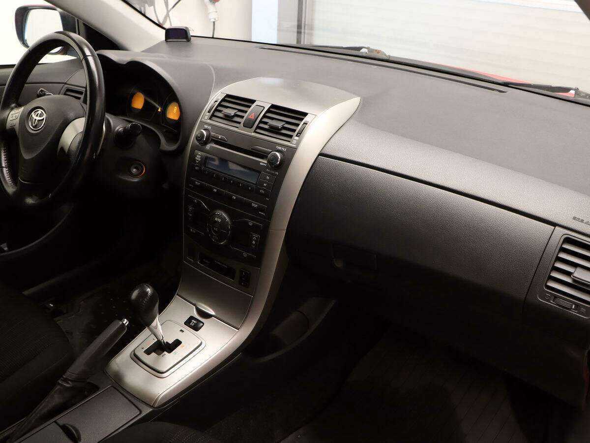 Купить Toyota Corolla с пробегом. Фото: #6