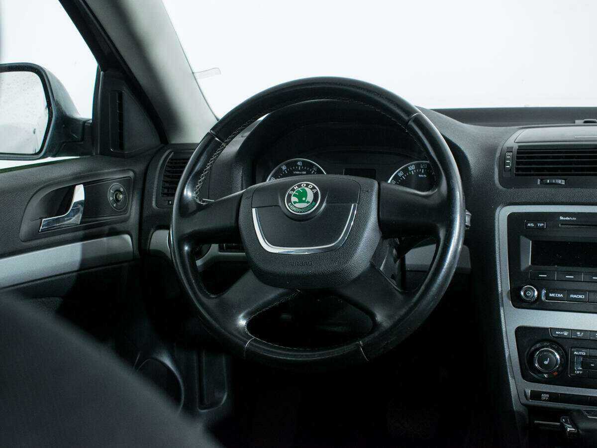 Купить Skoda Octavia с пробегом. Фото: #13
