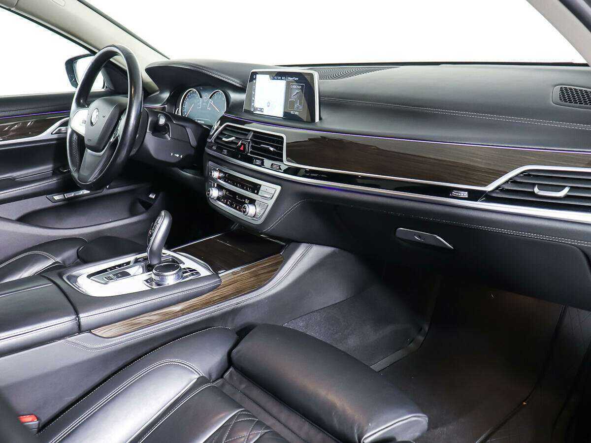 Купить BMW 7 серии с пробегом. Фото: #8