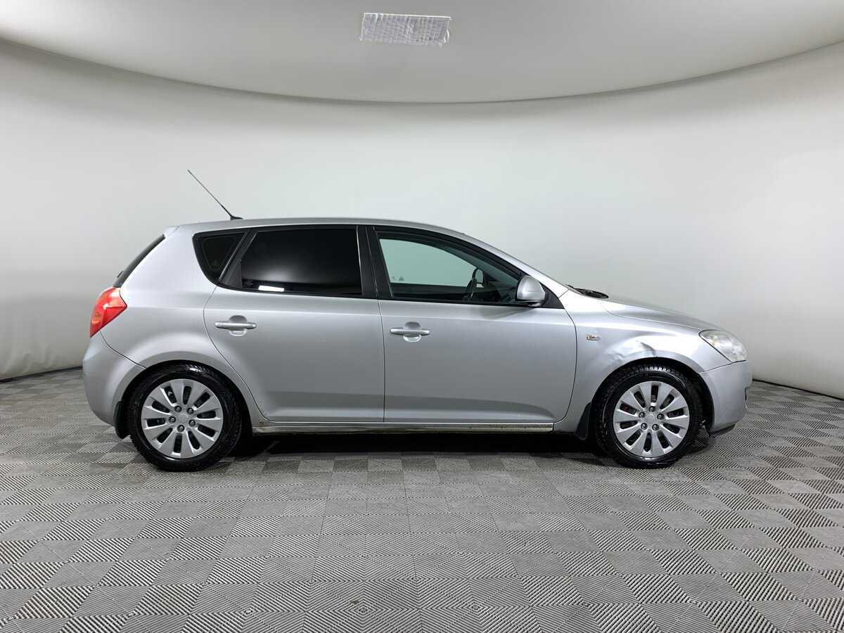 Купить Kia Ceed с пробегом. Фото: #3