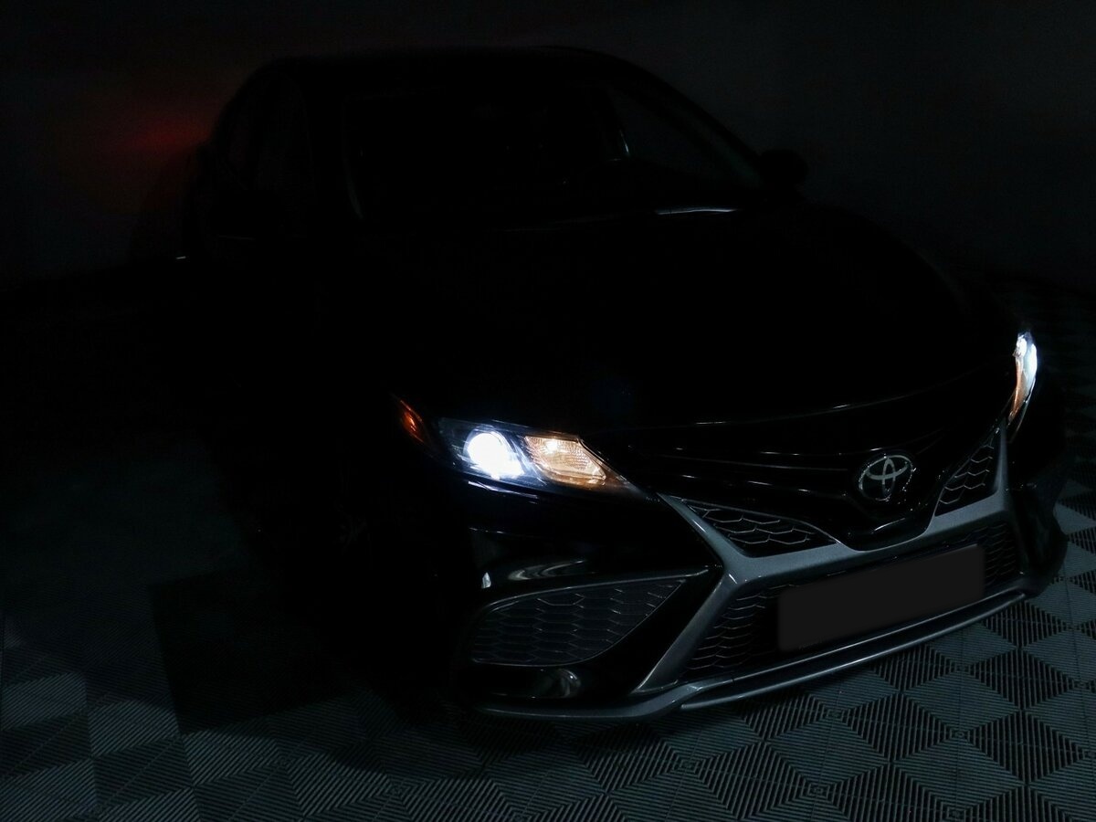 Купить Toyota Camry с пробегом. Фото: #16