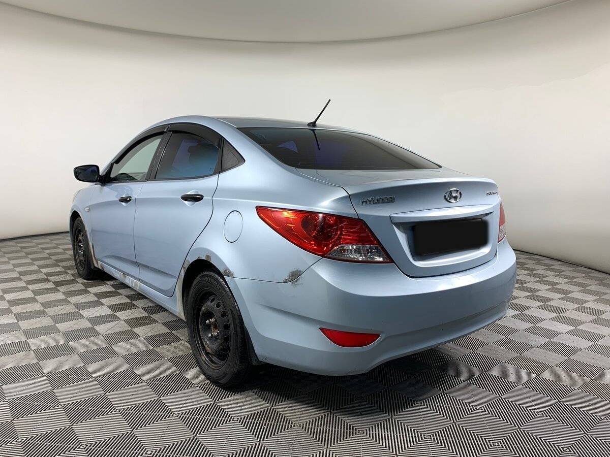 Купить Hyundai Solaris с пробегом. Фото: #6