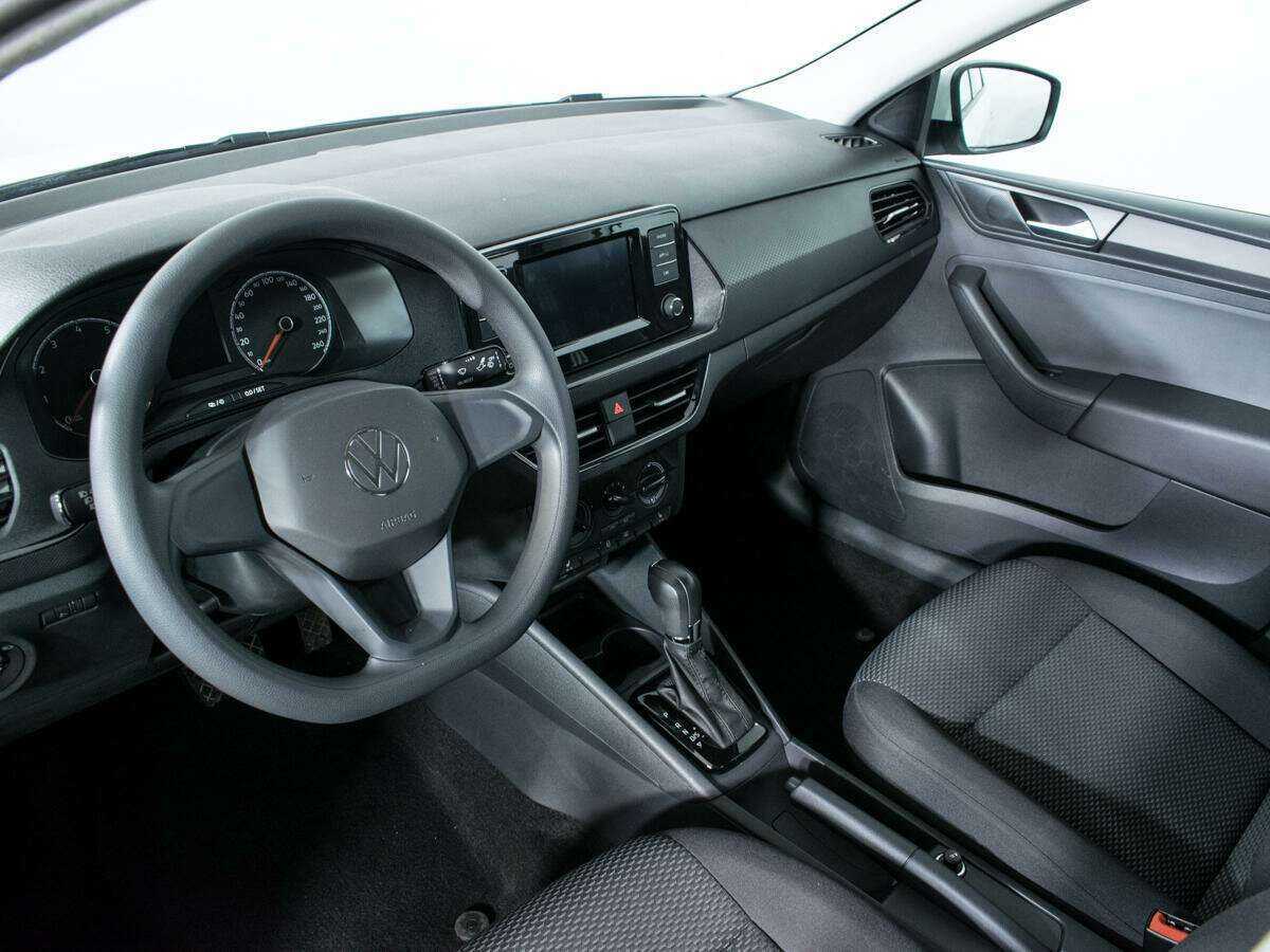 Купить Volkswagen Polo с пробегом. Фото: #12