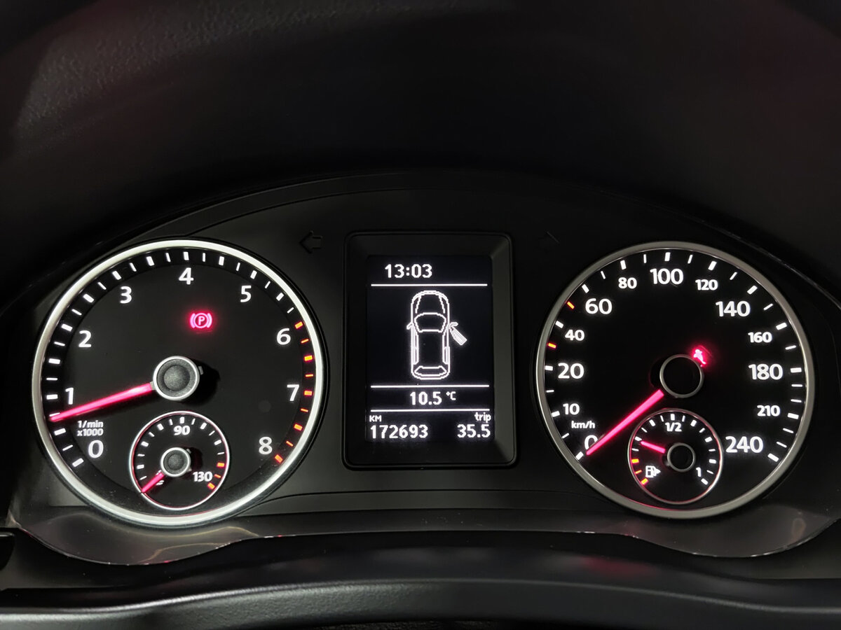 Купить Volkswagen Tiguan с пробегом. Фото: #12