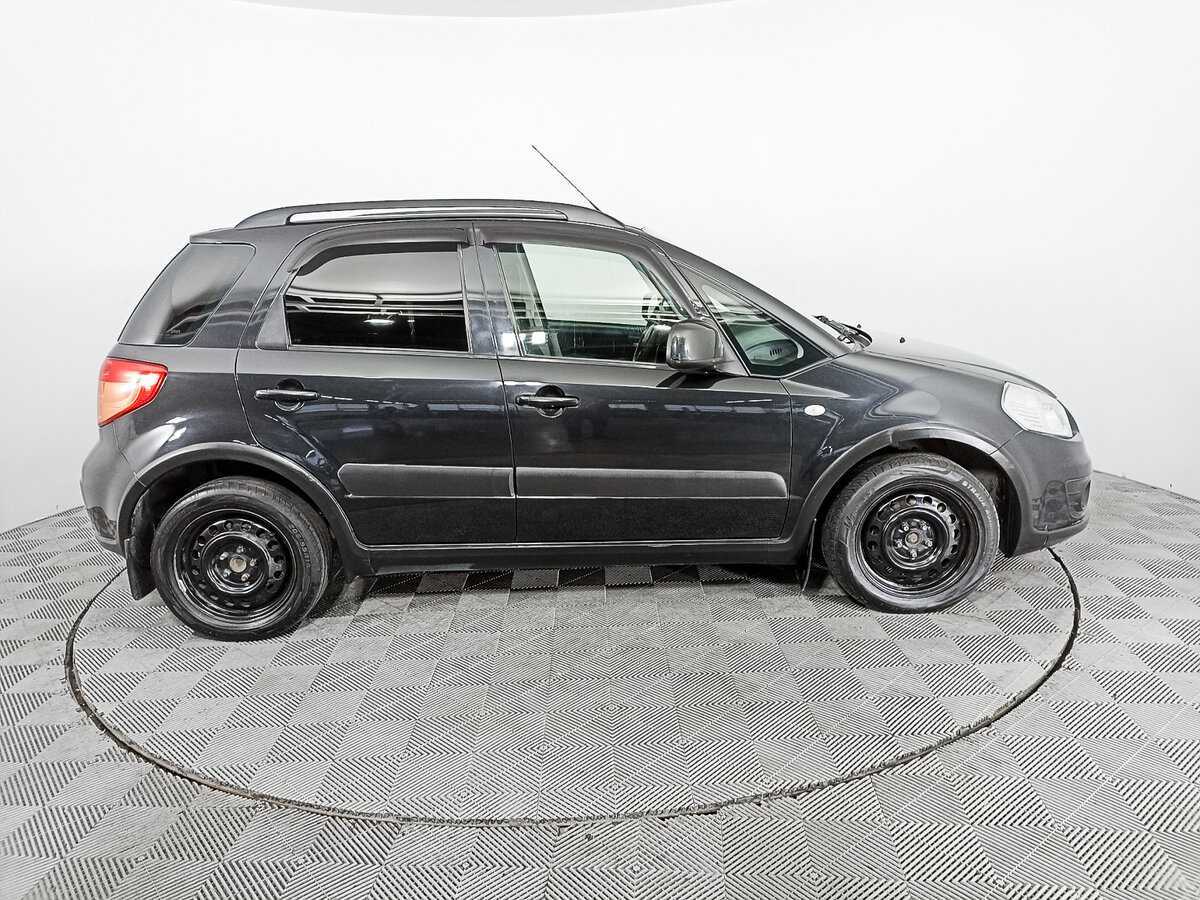Купить Suzuki SX4 с пробегом. Фото: #3