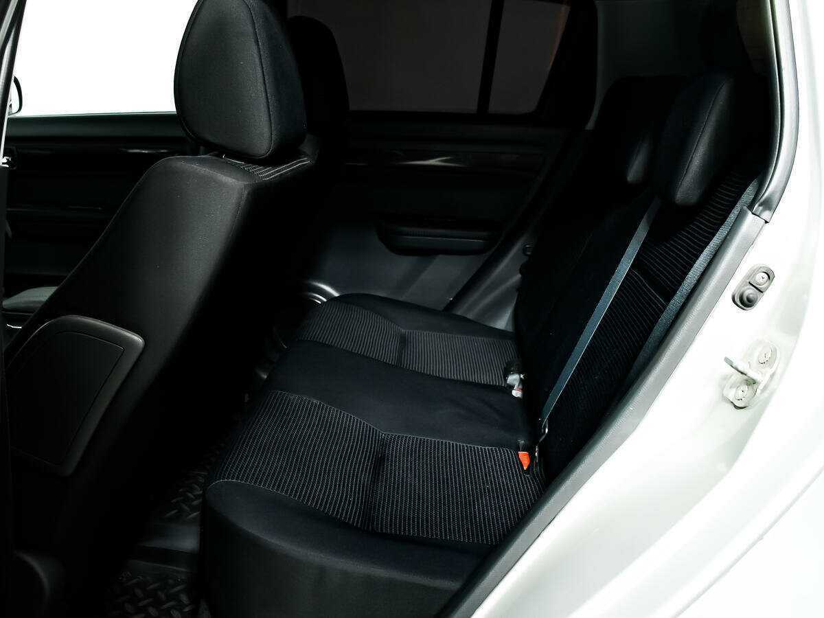 Купить Suzuki Swift с пробегом. Фото: #4