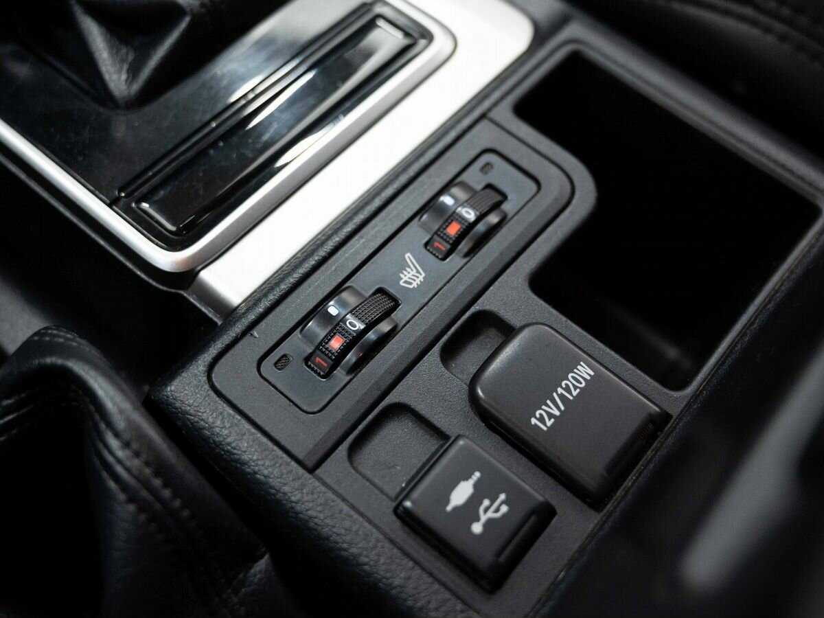 Купить Toyota Land Cruiser Prado с пробегом. Фото: #17