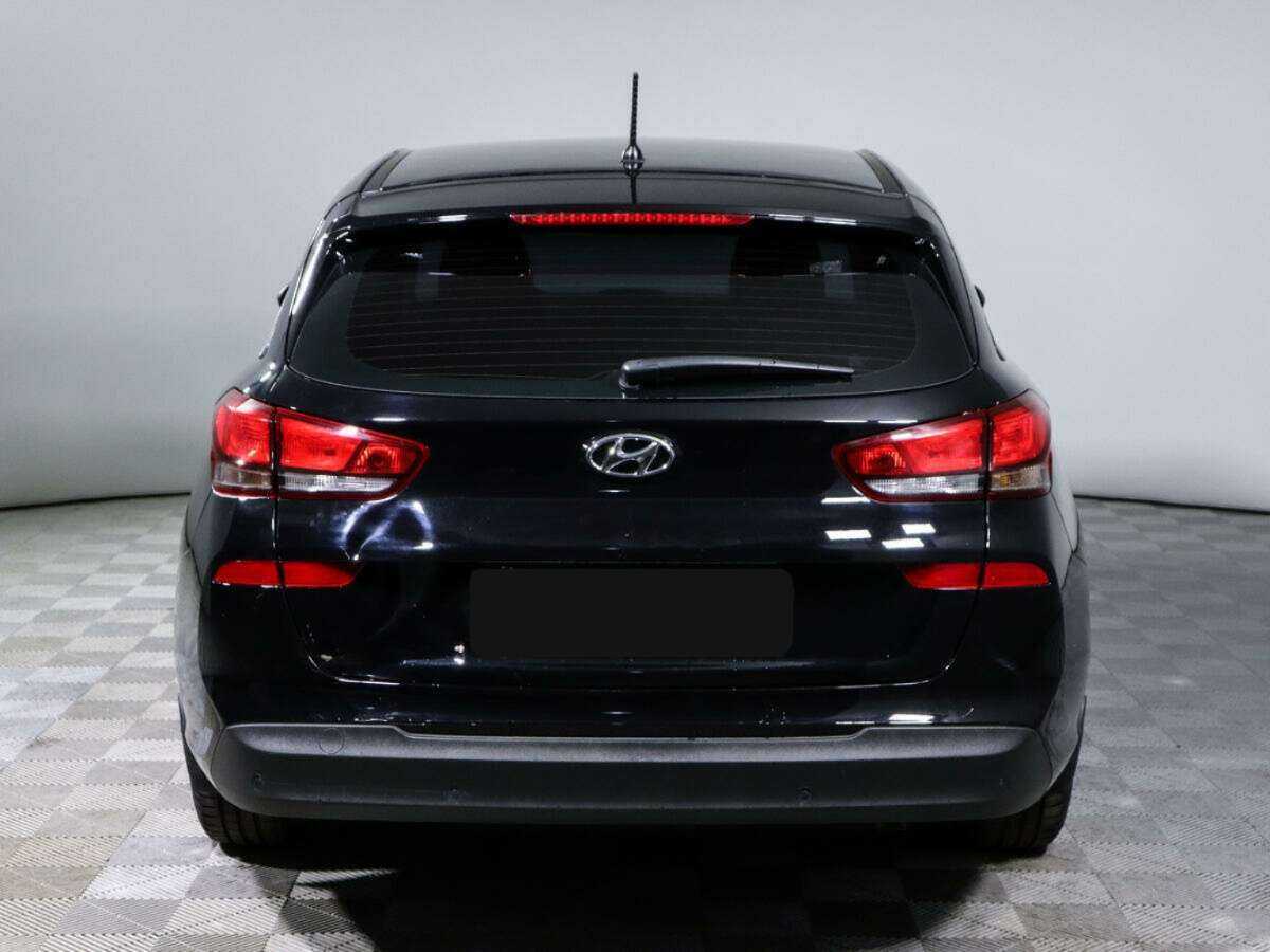 Купить Hyundai i30 с пробегом. Фото: #4