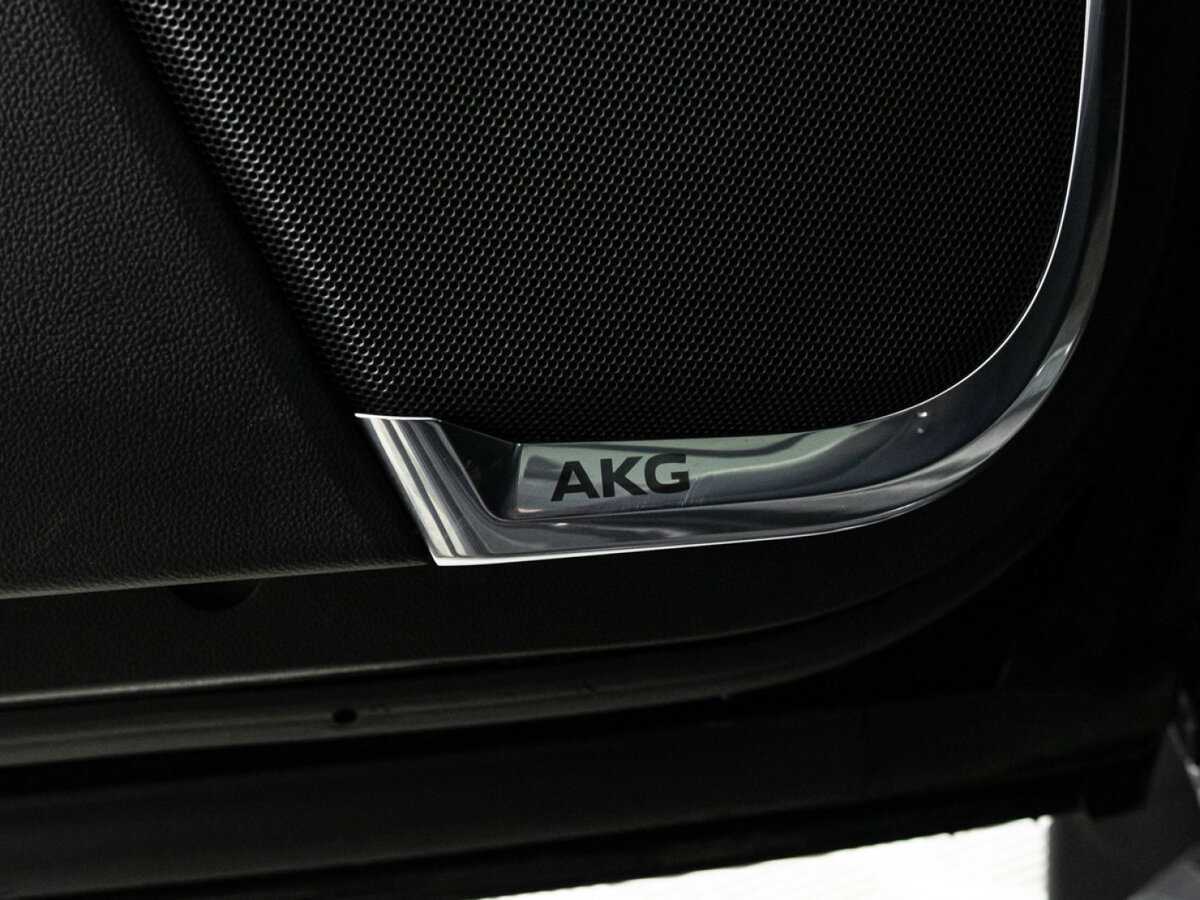 Купить Cadillac Escalade с пробегом. Фото: #19