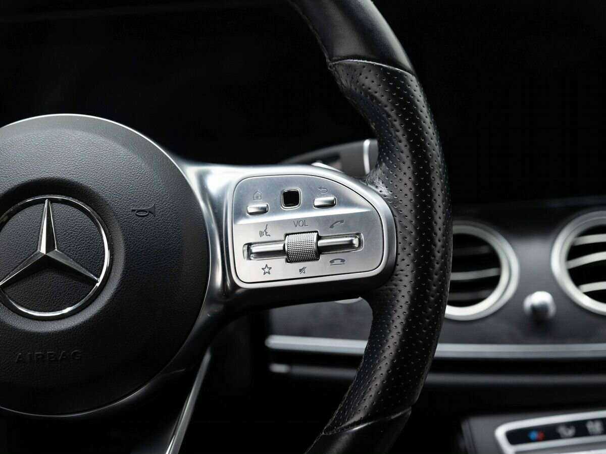 Купить Mercedes-Benz E-Класс с пробегом. Фото: #17