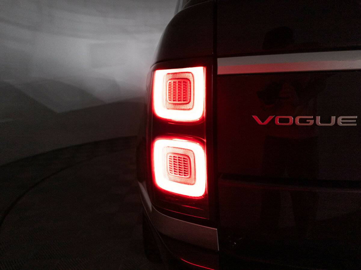 Купить Land Rover Range Rover с пробегом. Фото: #30