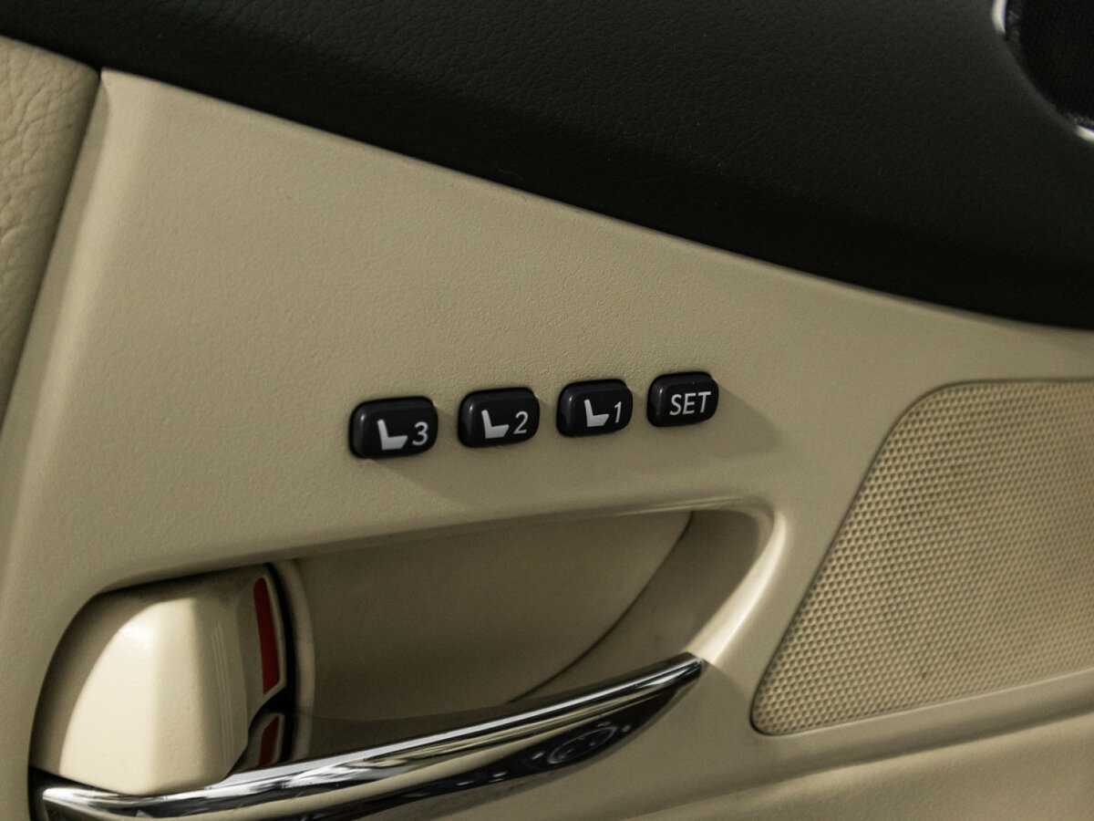 Купить Lexus RX с пробегом. Фото: #17