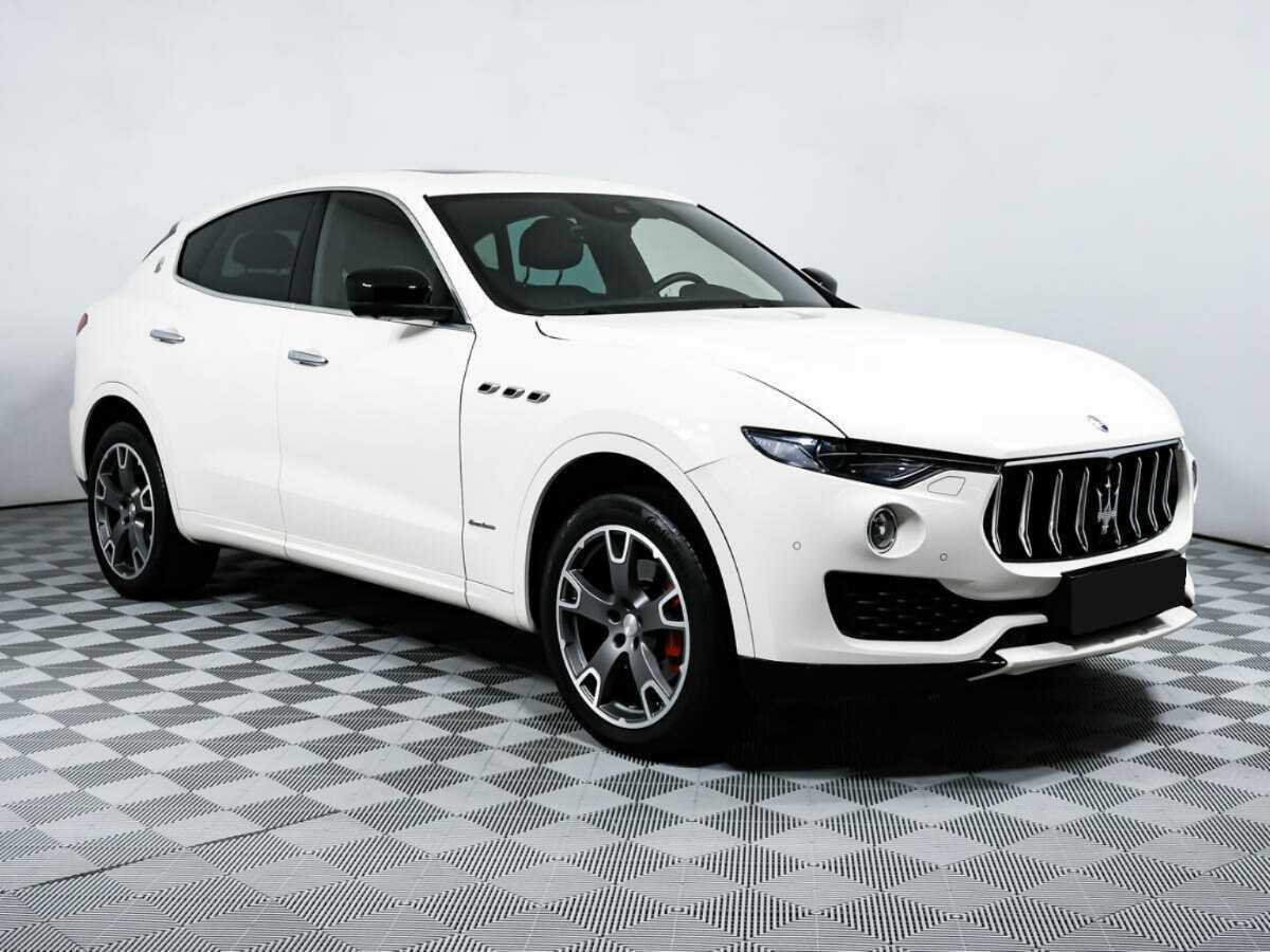 Купить Maserati Levante с пробегом. Фото: #2